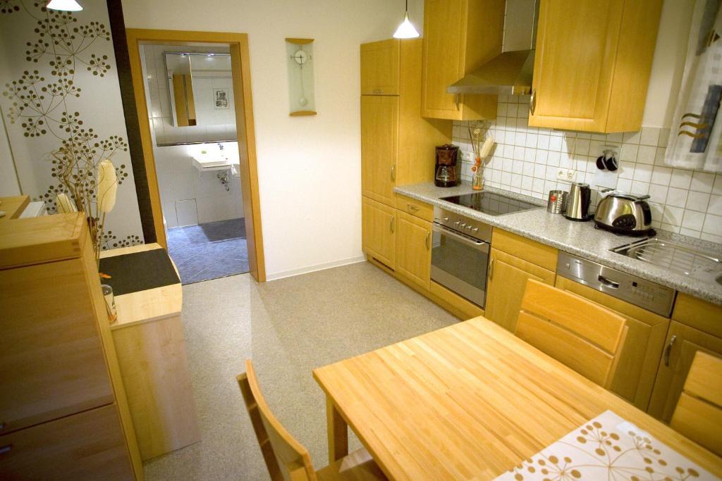 Ferienwohnung Ginkgo Дрезден Стая снимка